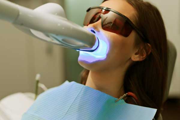 Лазерная имплантация зубов в Турции: Современное решение для здоровой улыбки