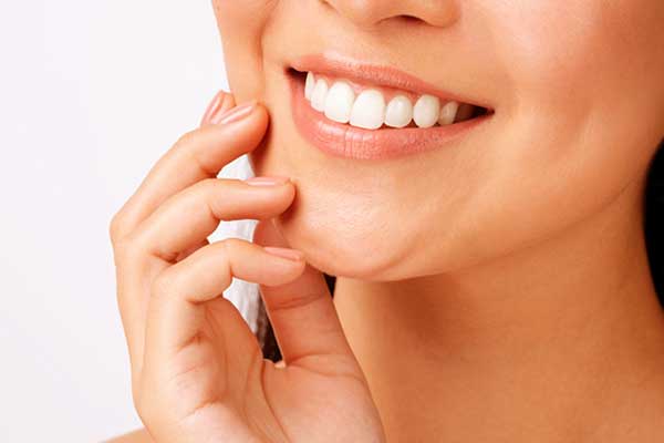 تلبيس الأسنان في تركيا: كل ما تحتاج معرفته لتحسين ابتسامتك
